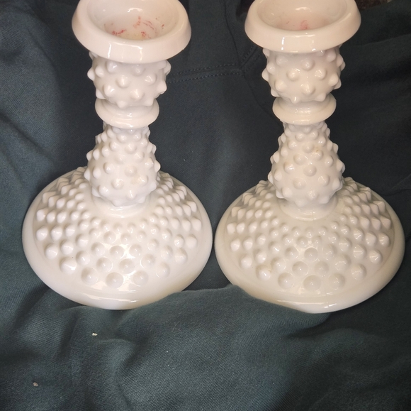 Pair of Vintage Fenton Milk Glass Hobnail Candlesticks - Picture 2 of 2